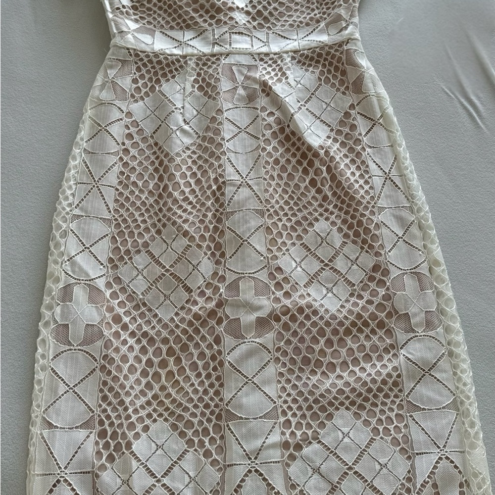 BCBGMaxAzria White/Beige   Dress